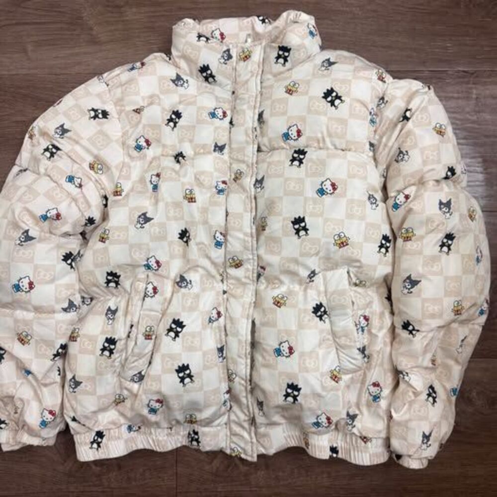 Hello kitty puffer jacket - Picture 2 of 4